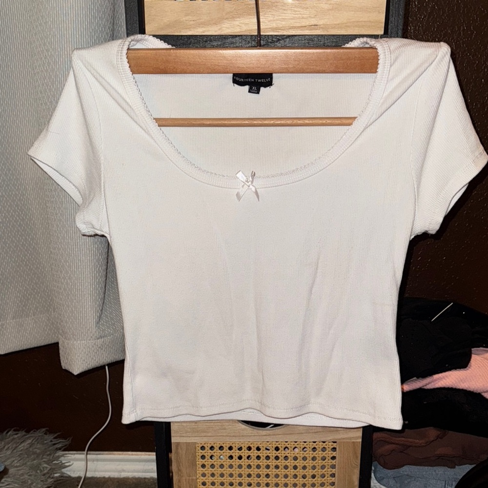 White Ribbed Crop Fitted T-Shirt